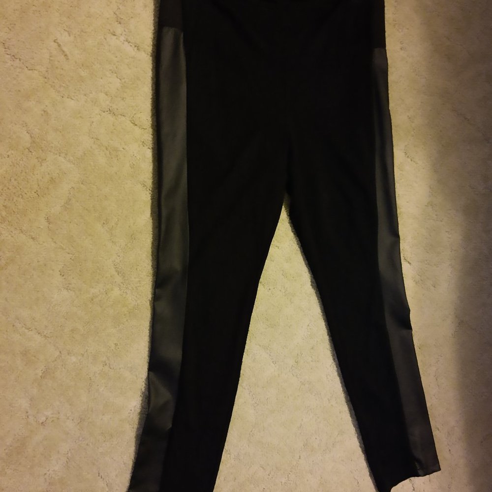 Stretch Black pants w/Faux leather side size 2X